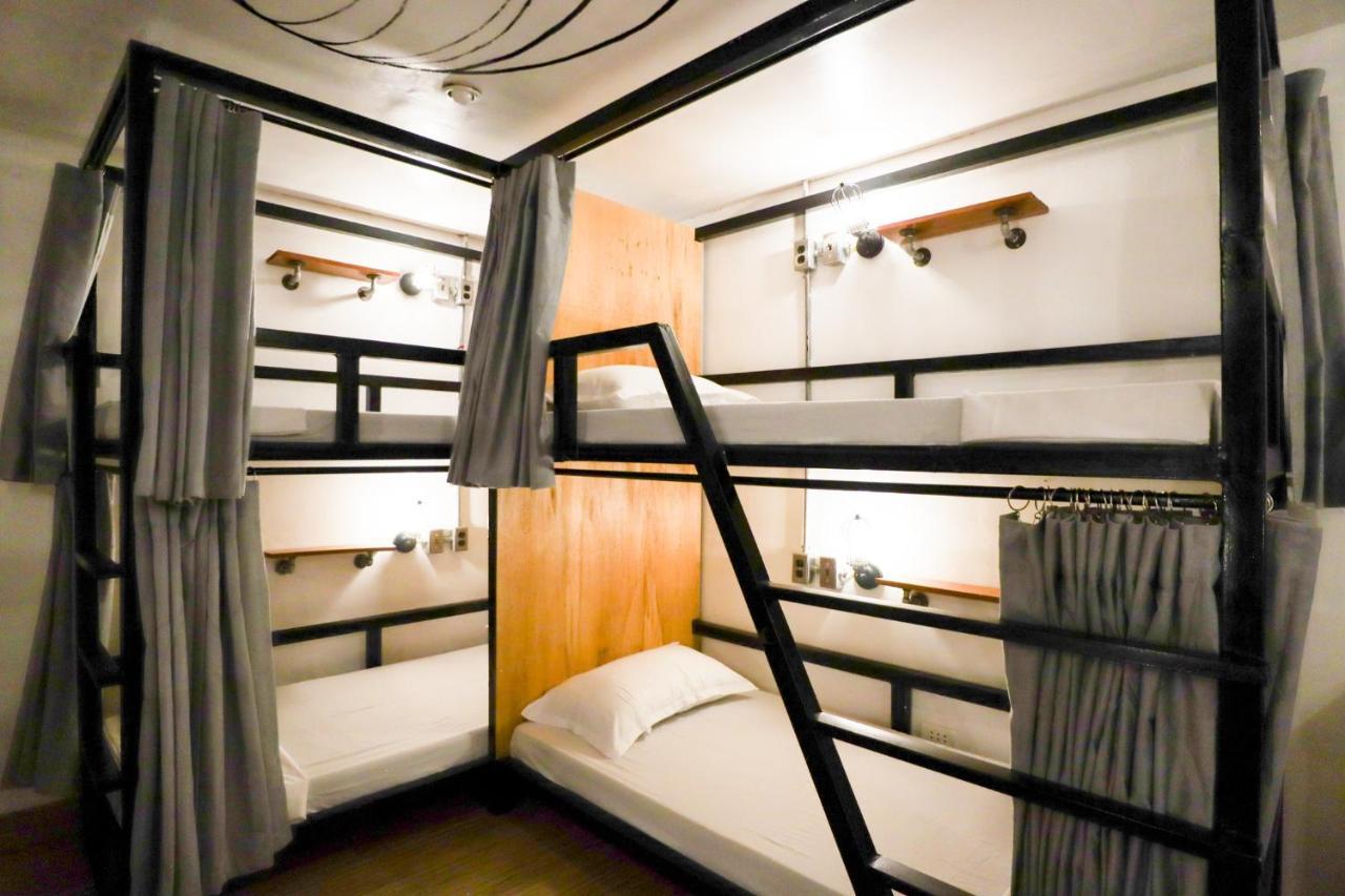 Ocean Breeze Hostel By Daily Sweet Moalboal Eksteriør billede